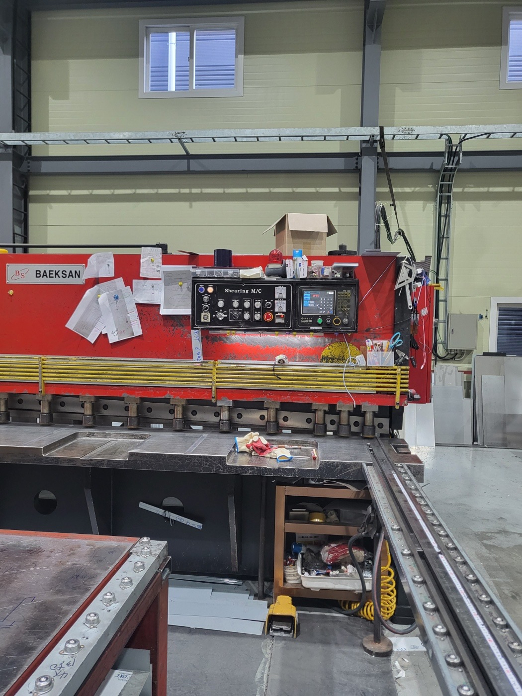 백산산업기계 절단기 이미지